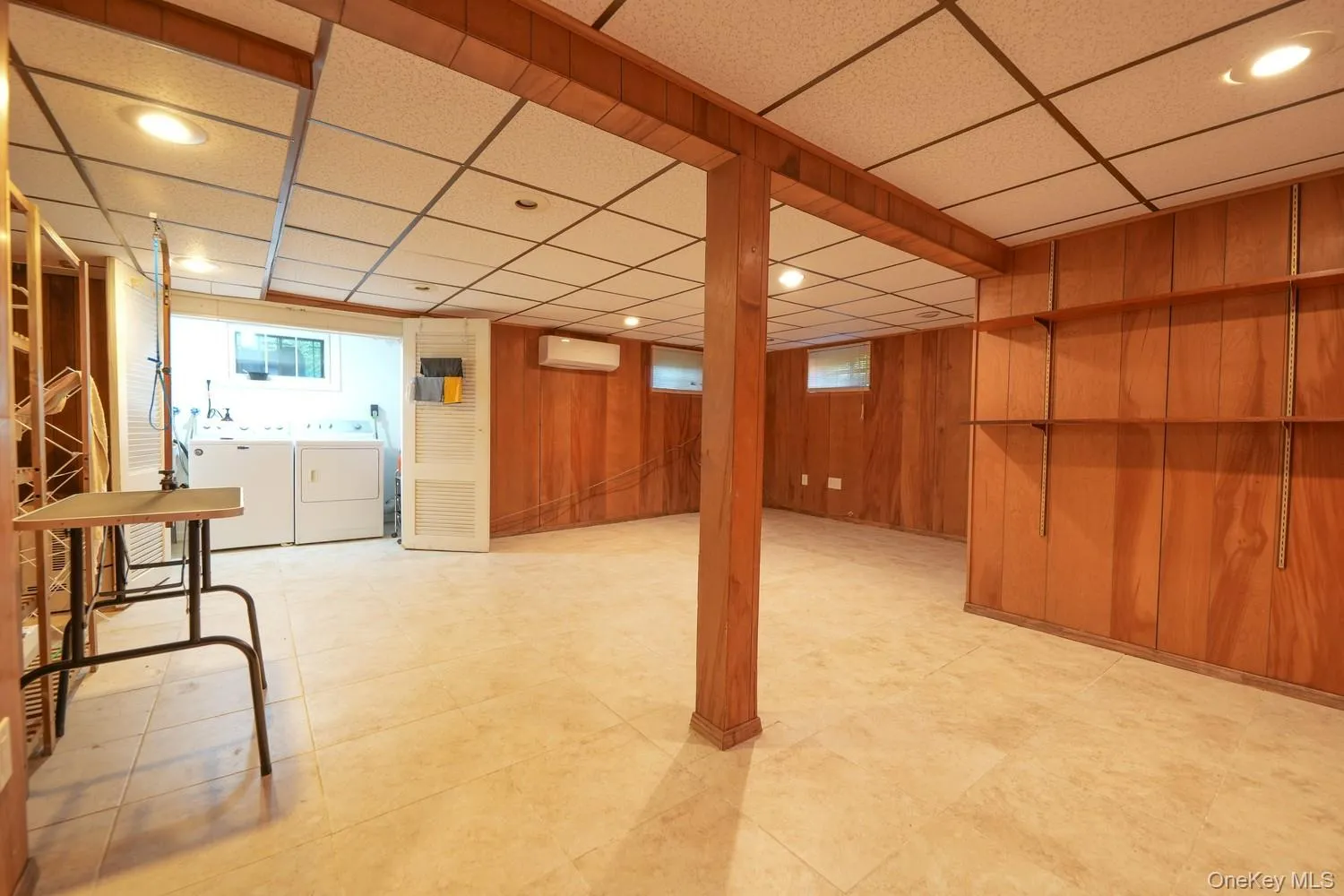 626 Nelson Place, North Hempstead, NY, 3 Bedrooms Bedrooms, 7 Rooms Rooms,2 BathroomsBathrooms,Residential Lease,For Rent,Nelson,0,1054895 626 Nelson Place, North Hempstead, NY, 3 Bedrooms Bedrooms, 7 Rooms Rooms,2 BathroomsBathrooms,Residential Lease,For Rent,Nelson,0,1054895