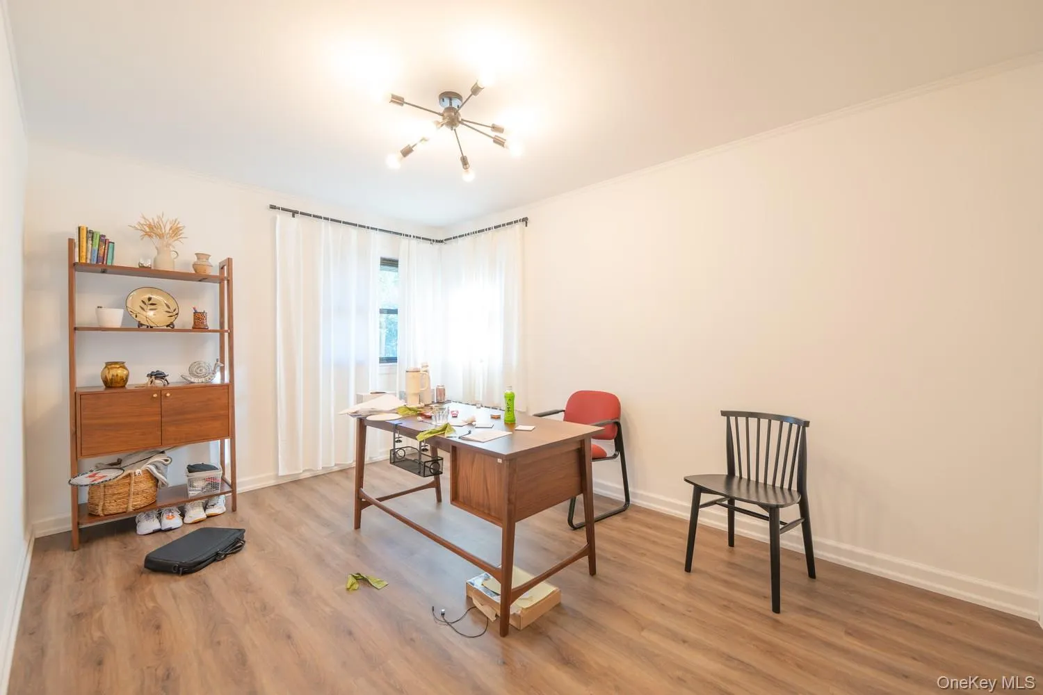 626 Nelson Place, North Hempstead, NY, 3 Bedrooms Bedrooms, 7 Rooms Rooms,2 BathroomsBathrooms,Residential Lease,For Rent,Nelson,0,1054895 626 Nelson Place, North Hempstead, NY, 3 Bedrooms Bedrooms, 7 Rooms Rooms,2 BathroomsBathrooms,Residential Lease,For Rent,Nelson,0,1054895