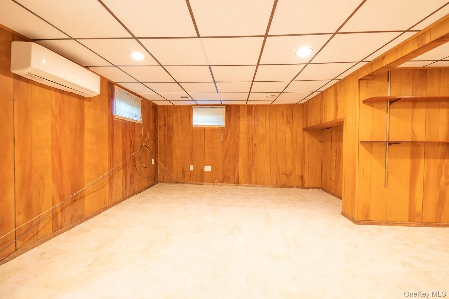 626 Nelson Place, North Hempstead, NY, 3 Bedrooms Bedrooms, 7 Rooms Rooms,2 BathroomsBathrooms,Residential Lease,For Rent,Nelson,0,1054895 626 Nelson Place, North Hempstead, NY, 3 Bedrooms Bedrooms, 7 Rooms Rooms,2 BathroomsBathrooms,Residential Lease,For Rent,Nelson,0,1054895