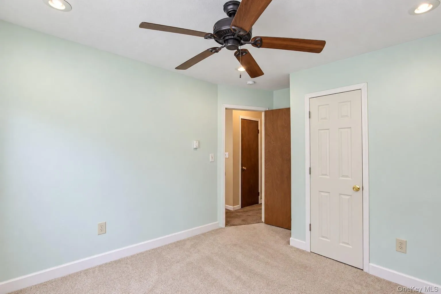 22 Hill View Drive, New Windsor, NY, 5 Bedrooms Bedrooms, 10 Rooms Rooms,2 BathroomsBathrooms,Residential,For Rent,Hill View,0,1054896 22 Hill View Drive, New Windsor, NY, 5 Bedrooms Bedrooms, 10 Rooms Rooms,2 BathroomsBathrooms,Residential,For Rent,Hill View,0,1054896