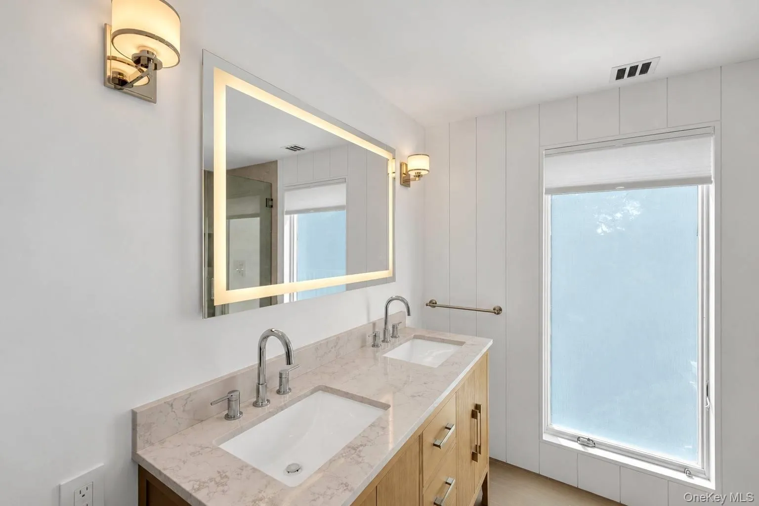 2 Tuckahoe Road, Southampton, NY, 4 Bedroom Bedrooms, 10 Room Rooms,3 BathroomBathrooms,Residential Lease,For Rent,Tuckahoe,0,1054901 2 Tuckahoe Road, Southampton, NY, 4 Bedroom Bedrooms, 10 Room Rooms,3 BathroomBathrooms,Residential Lease,For Rent,Tuckahoe,0,1054901
