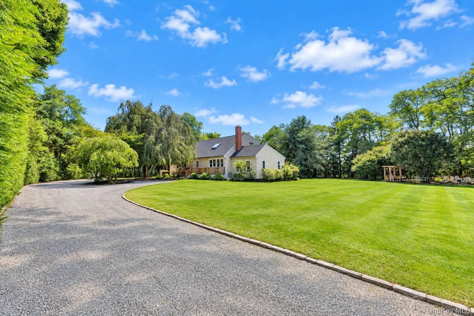 2 Tuckahoe Road, Southampton, NY, 4 Bedroom Bedrooms, 10 Room Rooms,3 BathroomBathrooms,Residential Lease,For Rent,Tuckahoe,0,1054901 2 Tuckahoe Road, Southampton, NY, 4 Bedroom Bedrooms, 10 Room Rooms,3 BathroomBathrooms,Residential Lease,For Rent,Tuckahoe,0,1054901