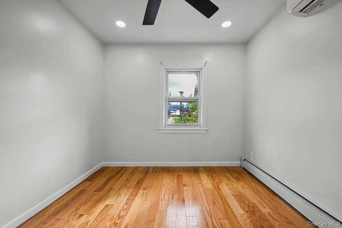 5433 44th Street, New York, NY, 4 Bedrooms Bedrooms, 10 Rooms Rooms,3 BathroomsBathrooms,Residential,For Rent,44th,0,1054902 5433 44th Street, New York, NY, 4 Bedrooms Bedrooms, 10 Rooms Rooms,3 BathroomsBathrooms,Residential,For Rent,44th,0,1054902
