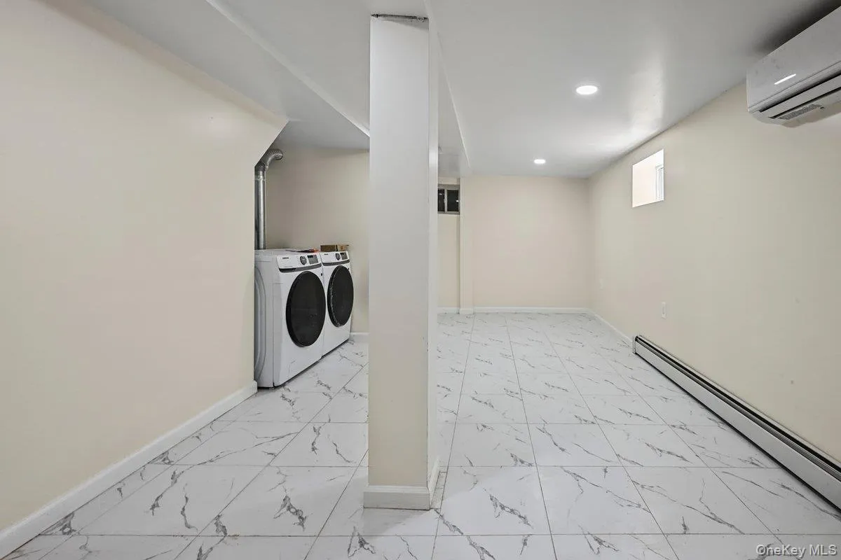 5433 44th Street, New York, NY, 4 Bedrooms Bedrooms, 10 Rooms Rooms,3 BathroomsBathrooms,Residential,For Rent,44th,0,1054902 5433 44th Street, New York, NY, 4 Bedrooms Bedrooms, 10 Rooms Rooms,3 BathroomsBathrooms,Residential,For Rent,44th,0,1054902