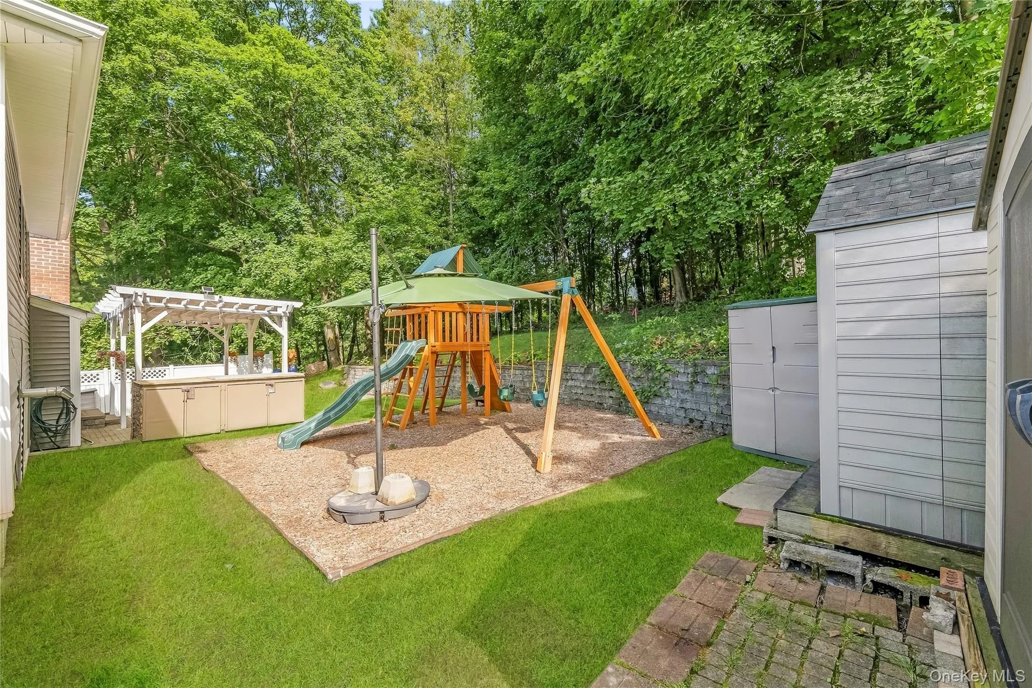 3 Buena Vista Avenue, Peekskill, NY, 3 Bedrooms Bedrooms, 7 Rooms Rooms,1 BathroomBathrooms,Residential,For Rent,Buena Vista,0,1054905 3 Buena Vista Avenue, Peekskill, NY, 3 Bedrooms Bedrooms, 7 Rooms Rooms,1 BathroomBathrooms,Residential,For Rent,Buena Vista,0,1054905