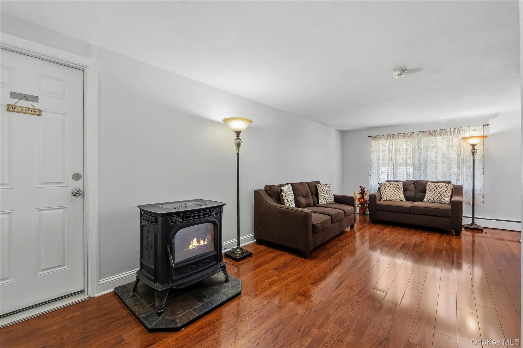 3 Buena Vista Avenue, Peekskill, NY, 3 Bedrooms Bedrooms, 7 Rooms Rooms,1 BathroomBathrooms,Residential,For Rent,Buena Vista,0,1054905 3 Buena Vista Avenue, Peekskill, NY, 3 Bedrooms Bedrooms, 7 Rooms Rooms,1 BathroomBathrooms,Residential,For Rent,Buena Vista,0,1054905