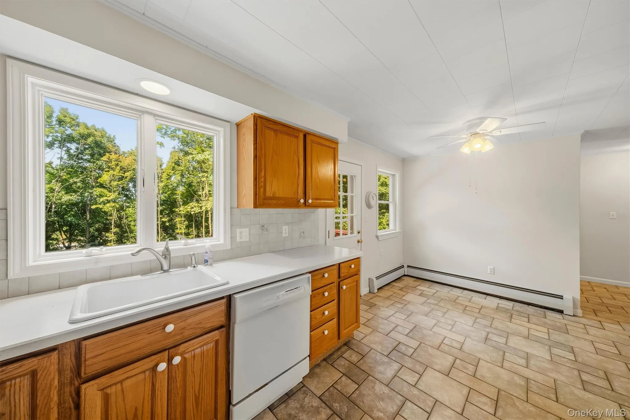 22 Sunrise Heights, Goshen, NY, 3 Bedrooms Bedrooms, 7 Rooms Rooms,2 BathroomsBathrooms,Residential,For Rent,Sunrise,0,1054906 22 Sunrise Heights, Goshen, NY, 3 Bedrooms Bedrooms, 7 Rooms Rooms,2 BathroomsBathrooms,Residential,For Rent,Sunrise,0,1054906