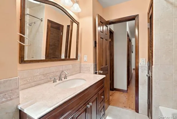 51 Leslie Road, Newburgh (town), NY, 3 Bedrooms Bedrooms, 13 Rooms Rooms,3 BathroomsBathrooms,Residential,For Rent,Leslie,0,1054908 51 Leslie Road, Newburgh (town), NY, 3 Bedrooms Bedrooms, 13 Rooms Rooms,3 BathroomsBathrooms,Residential,For Rent,Leslie,0,1054908