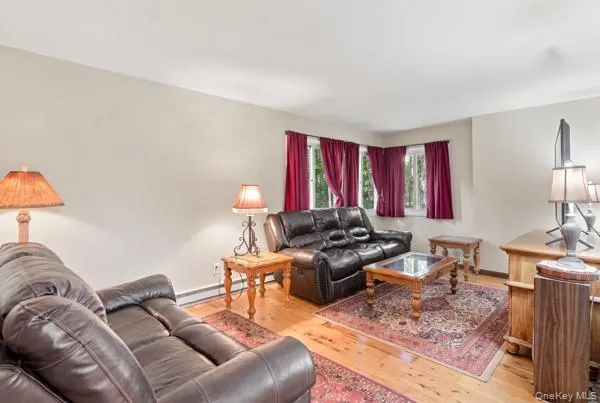 51 Leslie Road, Newburgh (town), NY, 3 Bedrooms Bedrooms, 13 Rooms Rooms,3 BathroomsBathrooms,Residential,For Rent,Leslie,0,1054908 51 Leslie Road, Newburgh (town), NY, 3 Bedrooms Bedrooms, 13 Rooms Rooms,3 BathroomsBathrooms,Residential,For Rent,Leslie,0,1054908