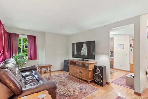 51 Leslie Road, Newburgh (town), NY, 3 Bedrooms Bedrooms, 13 Rooms Rooms,3 BathroomsBathrooms,Residential,For Rent,Leslie,0,1054908 51 Leslie Road, Newburgh (town), NY, 3 Bedrooms Bedrooms, 13 Rooms Rooms,3 BathroomsBathrooms,Residential,For Rent,Leslie,0,1054908