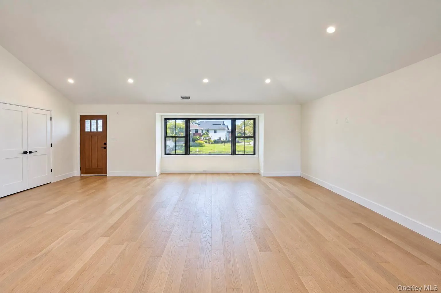2056 Stratford Drive, Hempstead, NY, 3 Bedrooms Bedrooms, 6 Rooms Rooms,2 BathroomsBathrooms,Residential,For Rent,Stratford,0,1054910 2056 Stratford Drive, Hempstead, NY, 3 Bedrooms Bedrooms, 6 Rooms Rooms,2 BathroomsBathrooms,Residential,For Rent,Stratford,0,1054910