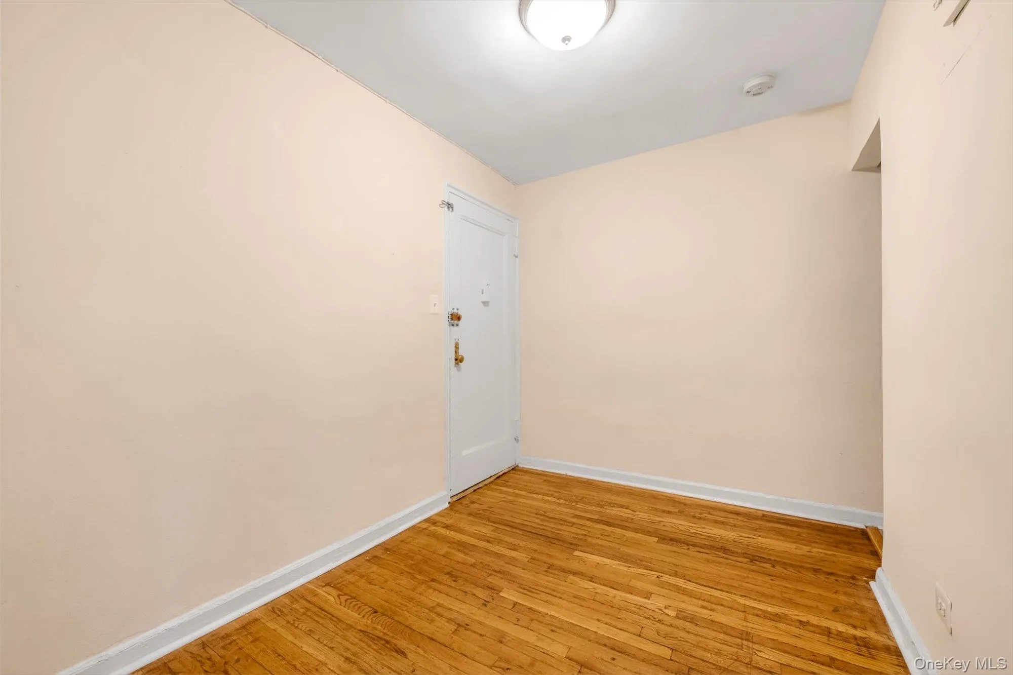 63-09 108 Street, New York, NY, 2 Rooms Rooms,1 BathroomBathrooms,Residential,For Rent,108,0,1054913 63-09 108 Street, New York, NY, 2 Rooms Rooms,1 BathroomBathrooms,Residential,For Rent,108,0,1054913