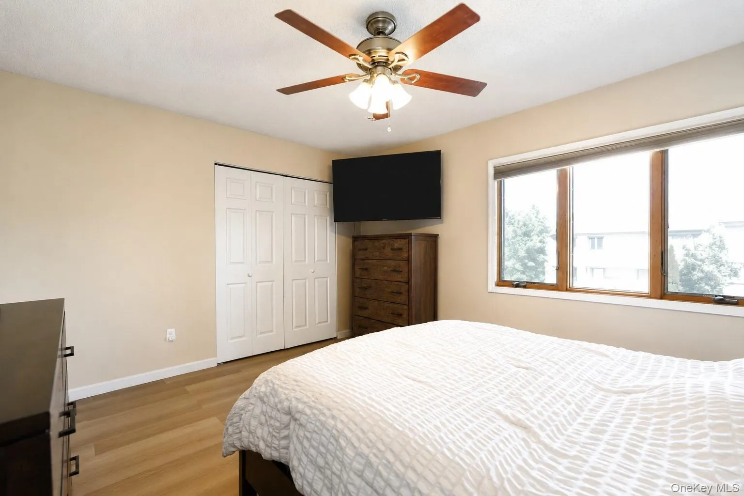 30 Hemlock Court, New York, NY, 3 Bedrooms Bedrooms, 6 Rooms Rooms,1 BathroomBathrooms,Residential,For Rent,Hemlock,0,1054914 30 Hemlock Court, New York, NY, 3 Bedrooms Bedrooms, 6 Rooms Rooms,1 BathroomBathrooms,Residential,For Rent,Hemlock,0,1054914