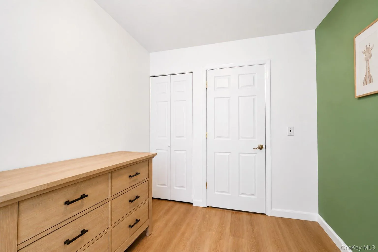30 Hemlock Court, New York, NY, 3 Bedrooms Bedrooms, 6 Rooms Rooms,1 BathroomBathrooms,Residential,For Rent,Hemlock,0,1054914 30 Hemlock Court, New York, NY, 3 Bedrooms Bedrooms, 6 Rooms Rooms,1 BathroomBathrooms,Residential,For Rent,Hemlock,0,1054914