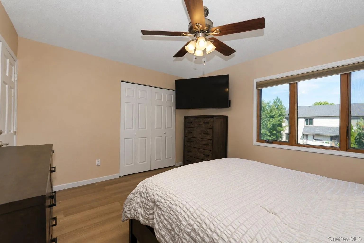 30 Hemlock Court, New York, NY, 3 Bedrooms Bedrooms, 6 Rooms Rooms,1 BathroomBathrooms,Residential,For Rent,Hemlock,0,1054914 30 Hemlock Court, New York, NY, 3 Bedrooms Bedrooms, 6 Rooms Rooms,1 BathroomBathrooms,Residential,For Rent,Hemlock,0,1054914