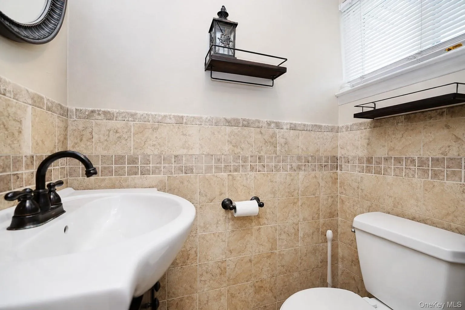 30 Hemlock Court, New York, NY, 3 Bedrooms Bedrooms, 6 Rooms Rooms,1 BathroomBathrooms,Residential,For Rent,Hemlock,0,1054914 30 Hemlock Court, New York, NY, 3 Bedrooms Bedrooms, 6 Rooms Rooms,1 BathroomBathrooms,Residential,For Rent,Hemlock,0,1054914