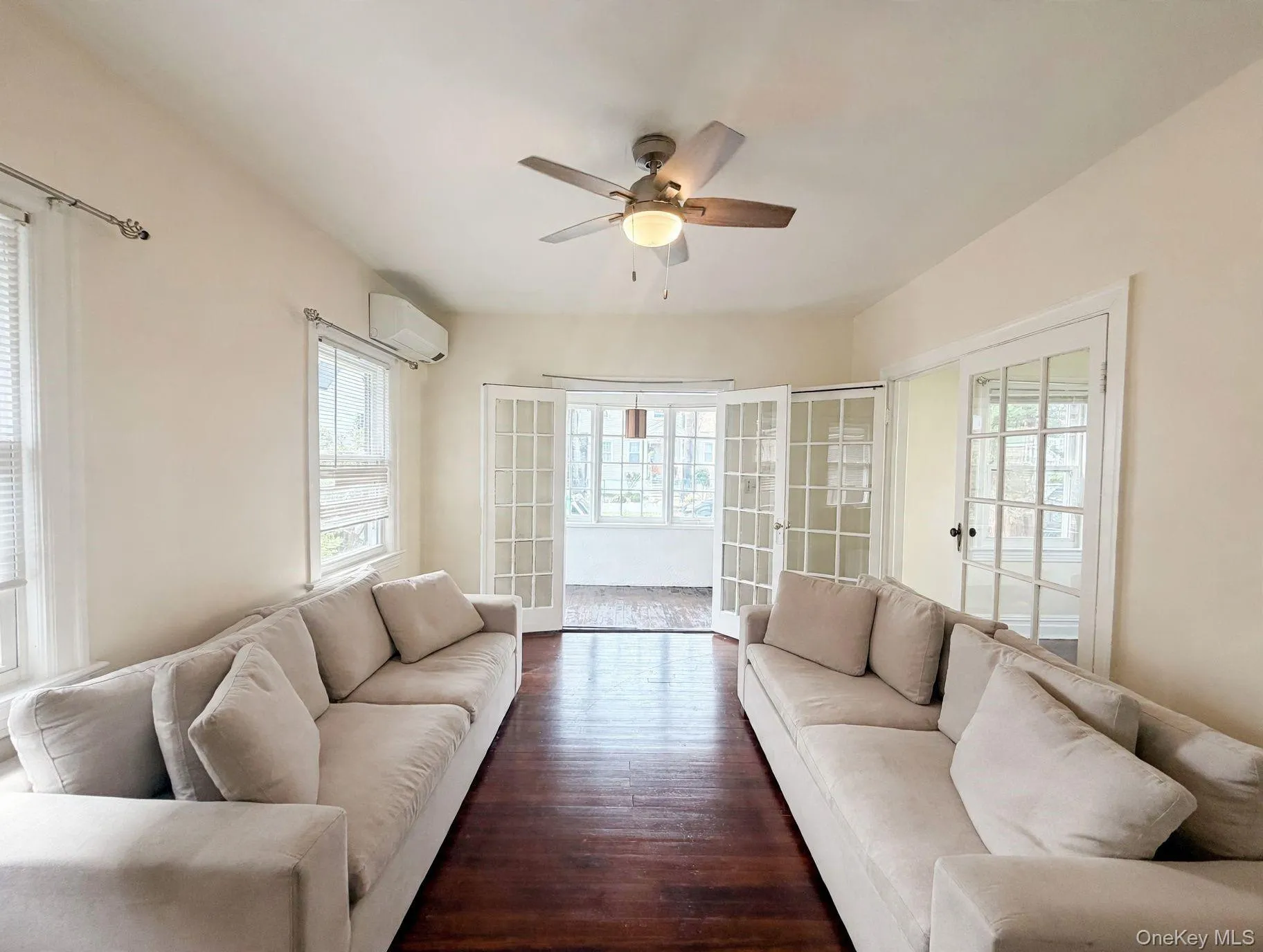 421 Union Avenue, Mount Vernon, NY, 3 Bedrooms Bedrooms, 7 Rooms Rooms,1 BathroomBathrooms,Residential,For Rent,Union,0,1054921 421 Union Avenue, Mount Vernon, NY, 3 Bedrooms Bedrooms, 7 Rooms Rooms,1 BathroomBathrooms,Residential,For Rent,Union,0,1054921