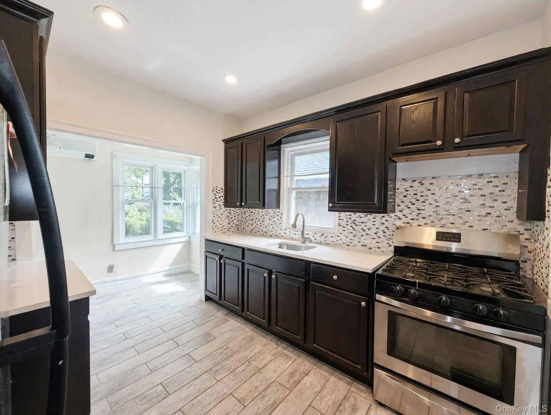 421 Union Avenue, Mount Vernon, NY, 3 Bedrooms Bedrooms, 7 Rooms Rooms,1 BathroomBathrooms,Residential,For Rent,Union,0,1054921 421 Union Avenue, Mount Vernon, NY, 3 Bedrooms Bedrooms, 7 Rooms Rooms,1 BathroomBathrooms,Residential,For Rent,Union,0,1054921