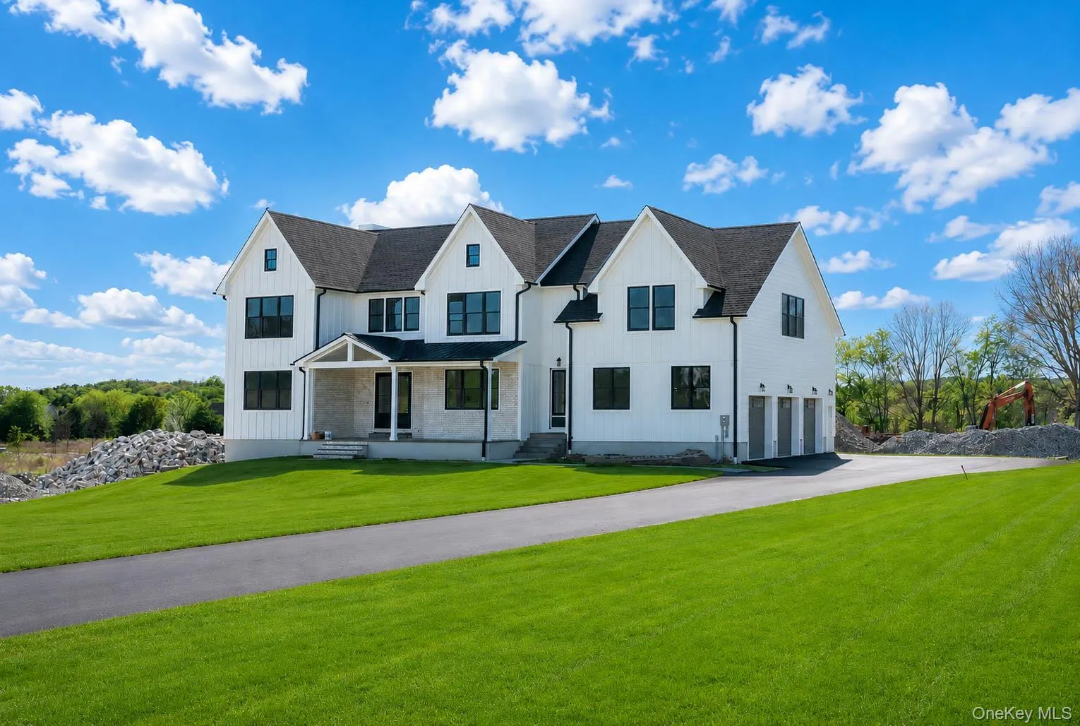 71 Abu Mousa Drive, La Grange, NY, 4 Bedrooms Bedrooms, 10 Rooms Rooms,3 BathroomsBathrooms,Residential,For Rent,Abu Mousa,0,1054923 71 Abu Mousa Drive, La Grange, NY, 4 Bedrooms Bedrooms, 10 Rooms Rooms,3 BathroomsBathrooms,Residential,For Rent,Abu Mousa,0,1054923