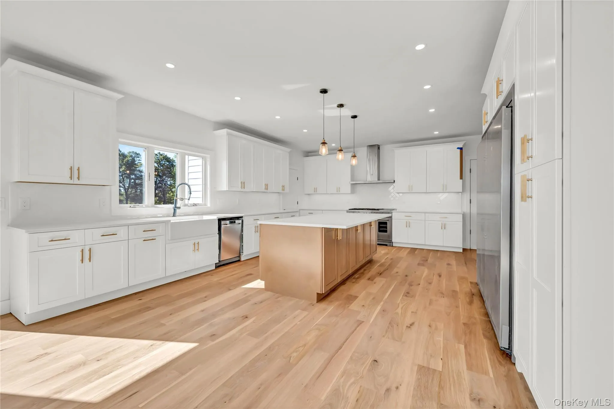 71 Abu Mousa Drive, La Grange, NY, 4 Bedrooms Bedrooms, 10 Rooms Rooms,3 BathroomsBathrooms,Residential,For Rent,Abu Mousa,0,1054923 71 Abu Mousa Drive, La Grange, NY, 4 Bedrooms Bedrooms, 10 Rooms Rooms,3 BathroomsBathrooms,Residential,For Rent,Abu Mousa,0,1054923