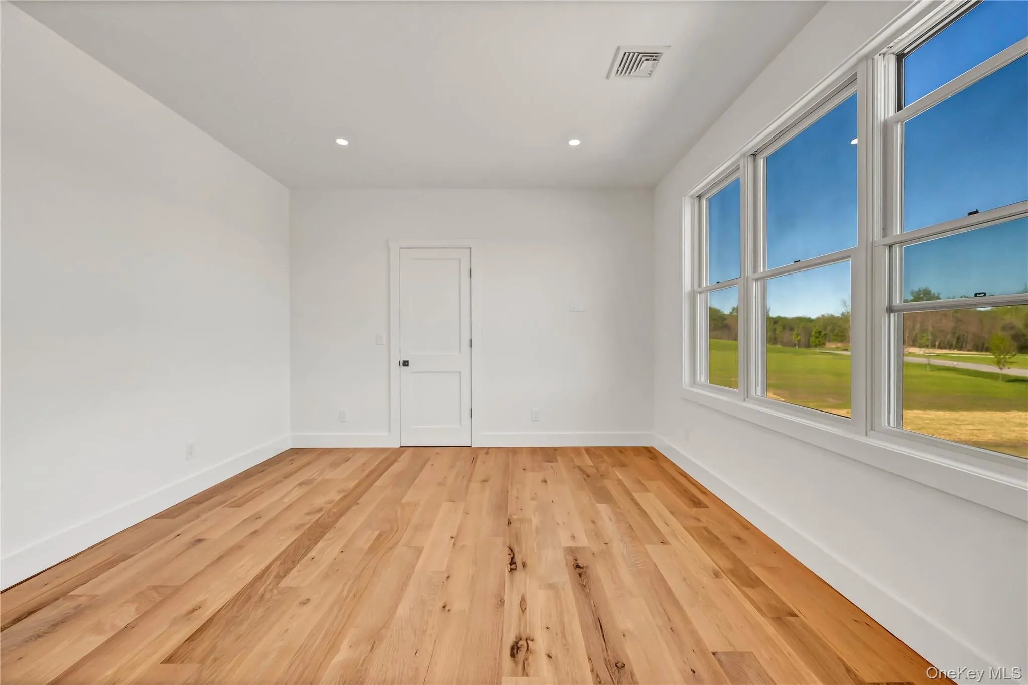 71 Abu Mousa Drive, La Grange, NY, 4 Bedrooms Bedrooms, 10 Rooms Rooms,3 BathroomsBathrooms,Residential,For Rent,Abu Mousa,0,1054923 71 Abu Mousa Drive, La Grange, NY, 4 Bedrooms Bedrooms, 10 Rooms Rooms,3 BathroomsBathrooms,Residential,For Rent,Abu Mousa,0,1054923
