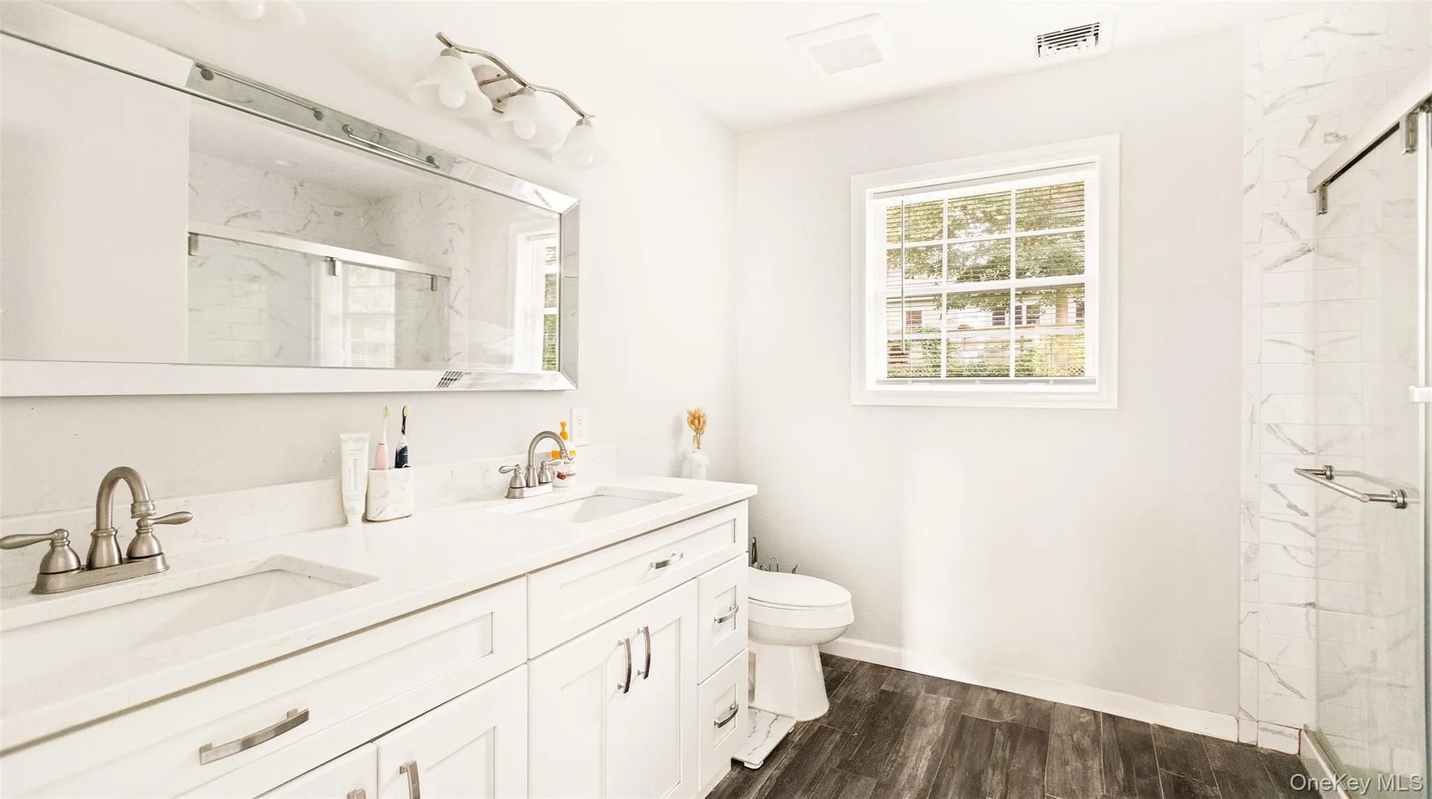 24 Belmont Road, Brookhaven, NY, 3 Bedrooms Bedrooms, 8 Rooms Rooms,2 BathroomsBathrooms,Residential,For Rent,Belmont,0,1054924 24 Belmont Road, Brookhaven, NY, 3 Bedrooms Bedrooms, 8 Rooms Rooms,2 BathroomsBathrooms,Residential,For Rent,Belmont,0,1054924