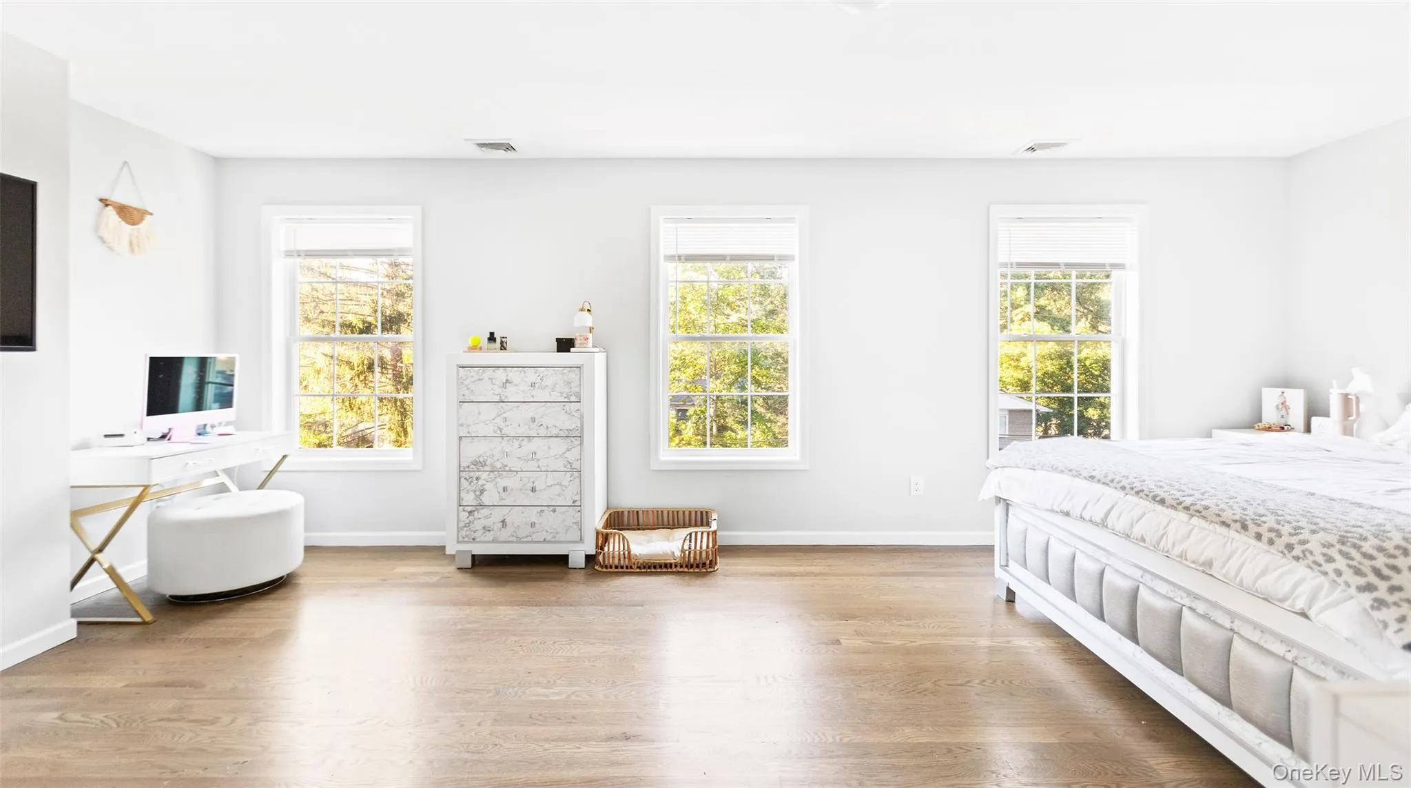 24 Belmont Road, Brookhaven, NY, 3 Bedrooms Bedrooms, 8 Rooms Rooms,2 BathroomsBathrooms,Residential,For Rent,Belmont,0,1054924 24 Belmont Road, Brookhaven, NY, 3 Bedrooms Bedrooms, 8 Rooms Rooms,2 BathroomsBathrooms,Residential,For Rent,Belmont,0,1054924