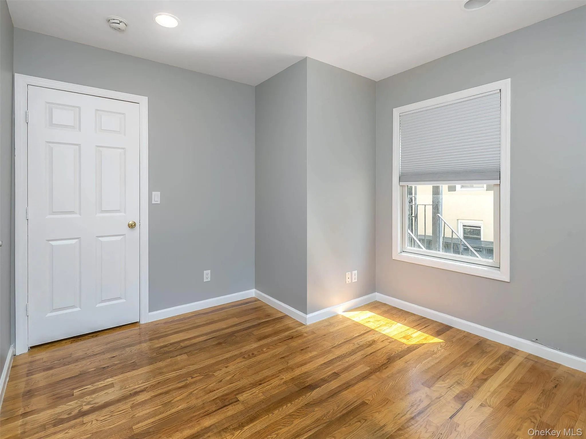 11 Shore Road, North Hempstead, NY, 2 Bedrooms Bedrooms, 4 Rooms Rooms,1 BathroomBathrooms,Residential Lease,For Rent,Shore,0,1054928 11 Shore Road, North Hempstead, NY, 2 Bedrooms Bedrooms, 4 Rooms Rooms,1 BathroomBathrooms,Residential Lease,For Rent,Shore,0,1054928