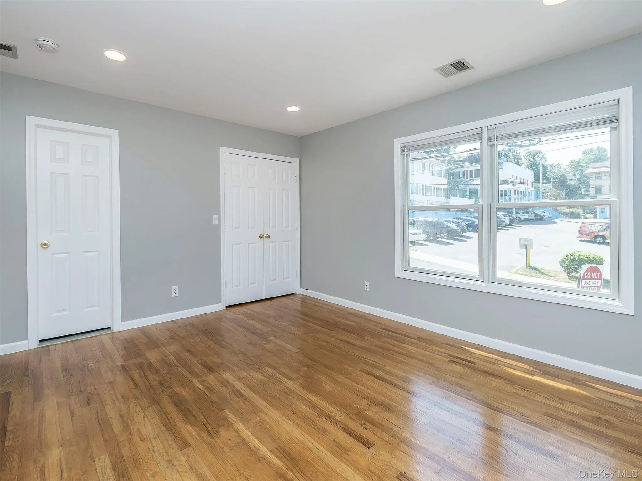 11 Shore Road, North Hempstead, NY, 2 Bedrooms Bedrooms, 4 Rooms Rooms,1 BathroomBathrooms,Residential Lease,For Rent,Shore,0,1054928 11 Shore Road, North Hempstead, NY, 2 Bedrooms Bedrooms, 4 Rooms Rooms,1 BathroomBathrooms,Residential Lease,For Rent,Shore,0,1054928
