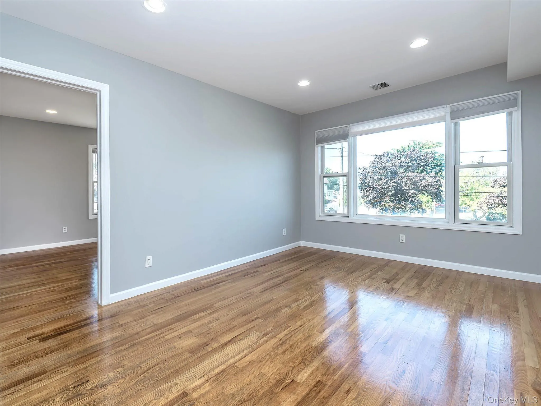 11 Shore Road, North Hempstead, NY, 2 Bedrooms Bedrooms, 4 Rooms Rooms,1 BathroomBathrooms,Residential Lease,For Rent,Shore,0,1054928 11 Shore Road, North Hempstead, NY, 2 Bedrooms Bedrooms, 4 Rooms Rooms,1 BathroomBathrooms,Residential Lease,For Rent,Shore,0,1054928