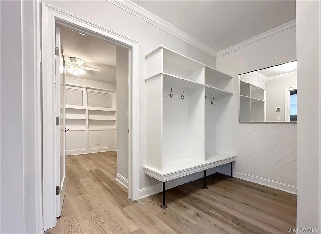 Entrance hall with storage. Entrance hall with storage.