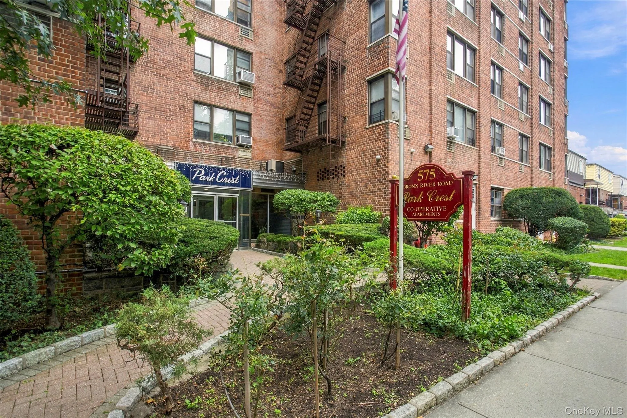 575 Bronx River Road, Yonkers, NY, 2 Rooms Rooms,1 BathroomBathrooms,Residential,For Rent,Bronx River,0,1054935 575 Bronx River Road, Yonkers, NY, 2 Rooms Rooms,1 BathroomBathrooms,Residential,For Rent,Bronx River,0,1054935