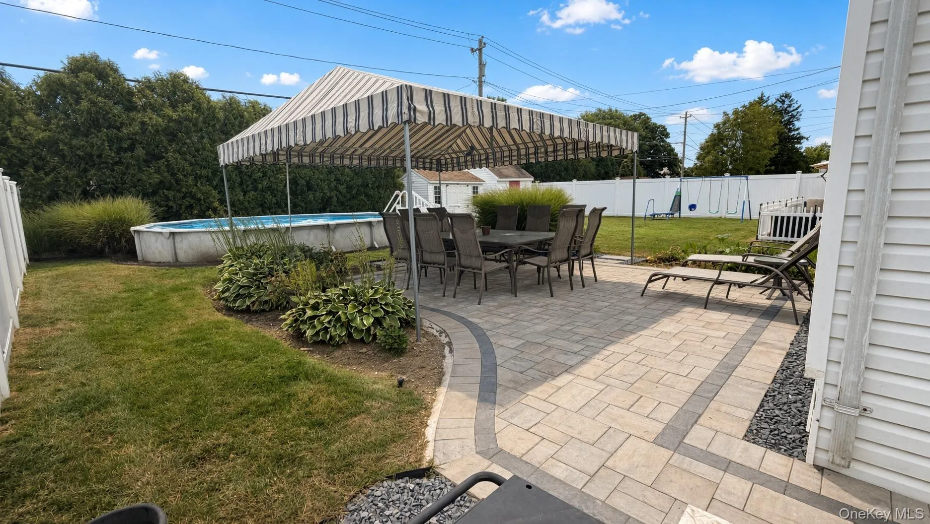11 Lois Lane, Oyster Bay, NY, 3 Bedrooms Bedrooms, 8 Rooms Rooms,2 BathroomsBathrooms,Residential,For Rent,Lois,0,1054937 11 Lois Lane, Oyster Bay, NY, 3 Bedrooms Bedrooms, 8 Rooms Rooms,2 BathroomsBathrooms,Residential,For Rent,Lois,0,1054937
