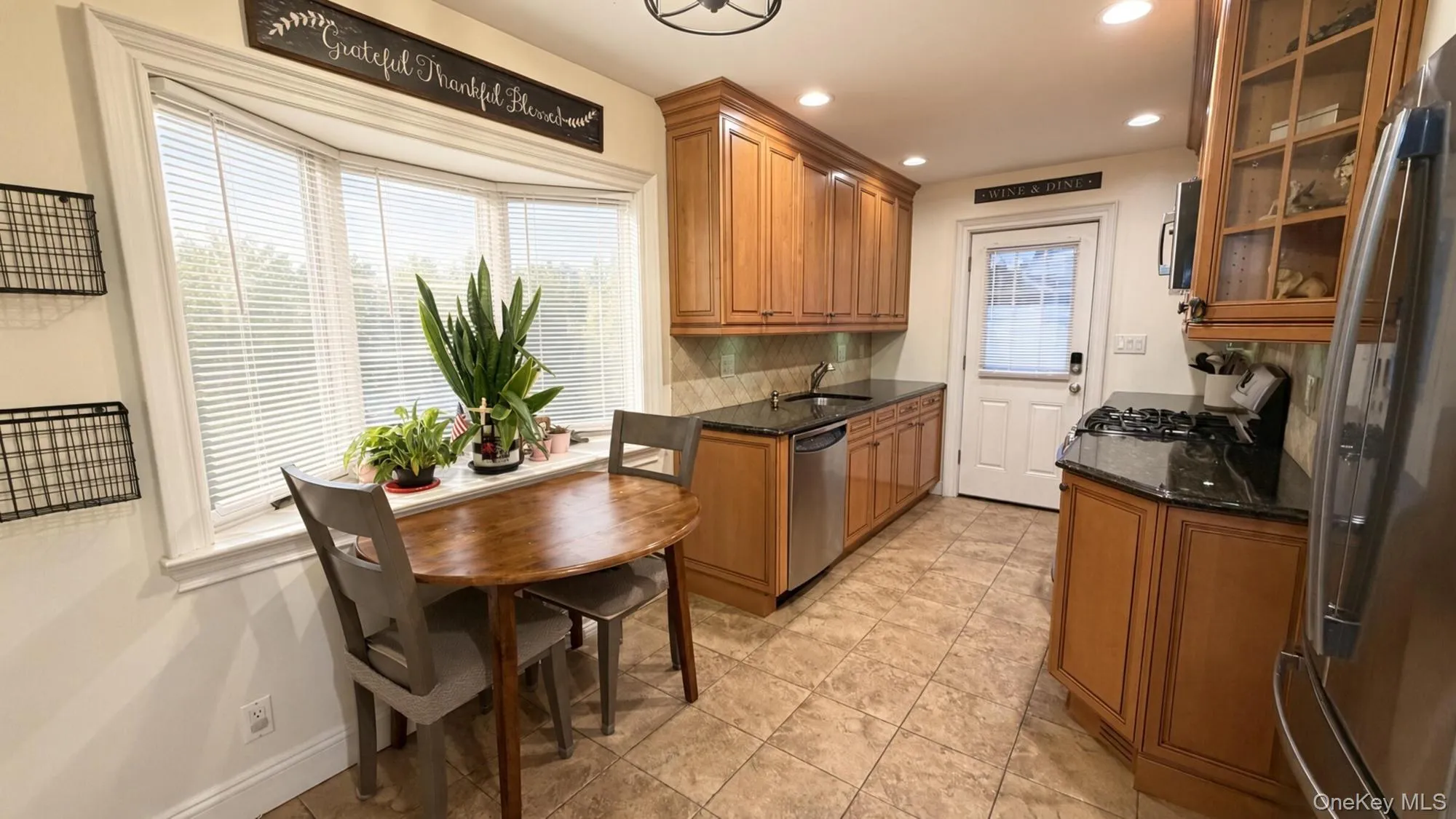 11 Lois Lane, Oyster Bay, NY, 3 Bedrooms Bedrooms, 8 Rooms Rooms,2 BathroomsBathrooms,Residential,For Rent,Lois,0,1054937 11 Lois Lane, Oyster Bay, NY, 3 Bedrooms Bedrooms, 8 Rooms Rooms,2 BathroomsBathrooms,Residential,For Rent,Lois,0,1054937