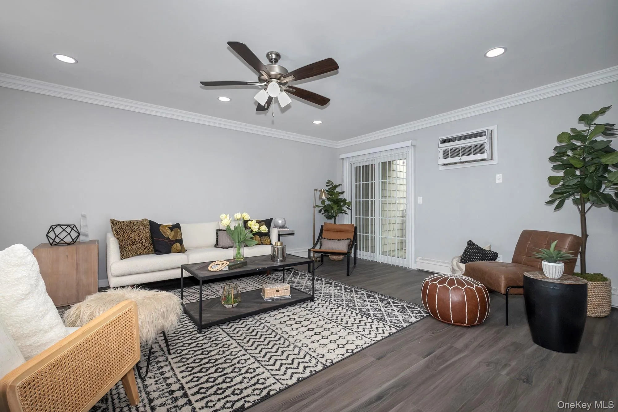 39 Cassa Loop, Brookhaven, NY, 2 Bedroom Bedrooms, 6 Room Rooms,2 BathroomBathrooms,Residential Lease,For Rent,Cassa,0,1054940 39 Cassa Loop, Brookhaven, NY, 2 Bedroom Bedrooms, 6 Room Rooms,2 BathroomBathrooms,Residential Lease,For Rent,Cassa,0,1054940