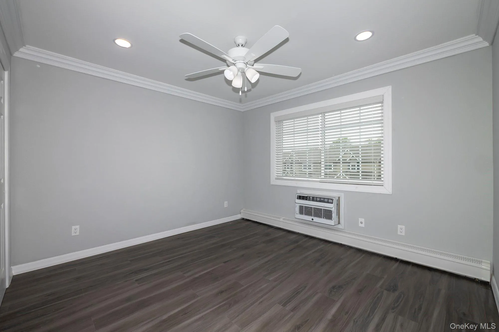 39 Cassa Loop, Brookhaven, NY, 2 Bedroom Bedrooms, 6 Room Rooms,2 BathroomBathrooms,Residential Lease,For Rent,Cassa,0,1054940 39 Cassa Loop, Brookhaven, NY, 2 Bedroom Bedrooms, 6 Room Rooms,2 BathroomBathrooms,Residential Lease,For Rent,Cassa,0,1054940