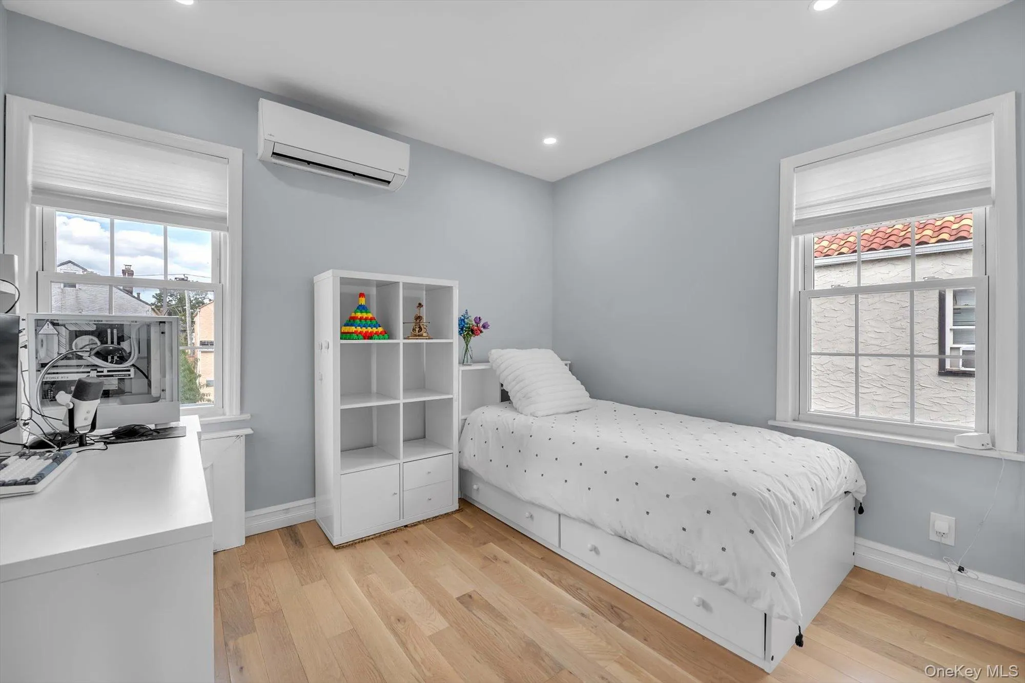 93 1st Street, North Hempstead, NY, 3 Bedrooms Bedrooms, 8 Rooms Rooms,1 BathroomBathrooms,Residential,For Rent,1st,0,1054943 93 1st Street, North Hempstead, NY, 3 Bedrooms Bedrooms, 8 Rooms Rooms,1 BathroomBathrooms,Residential,For Rent,1st,0,1054943