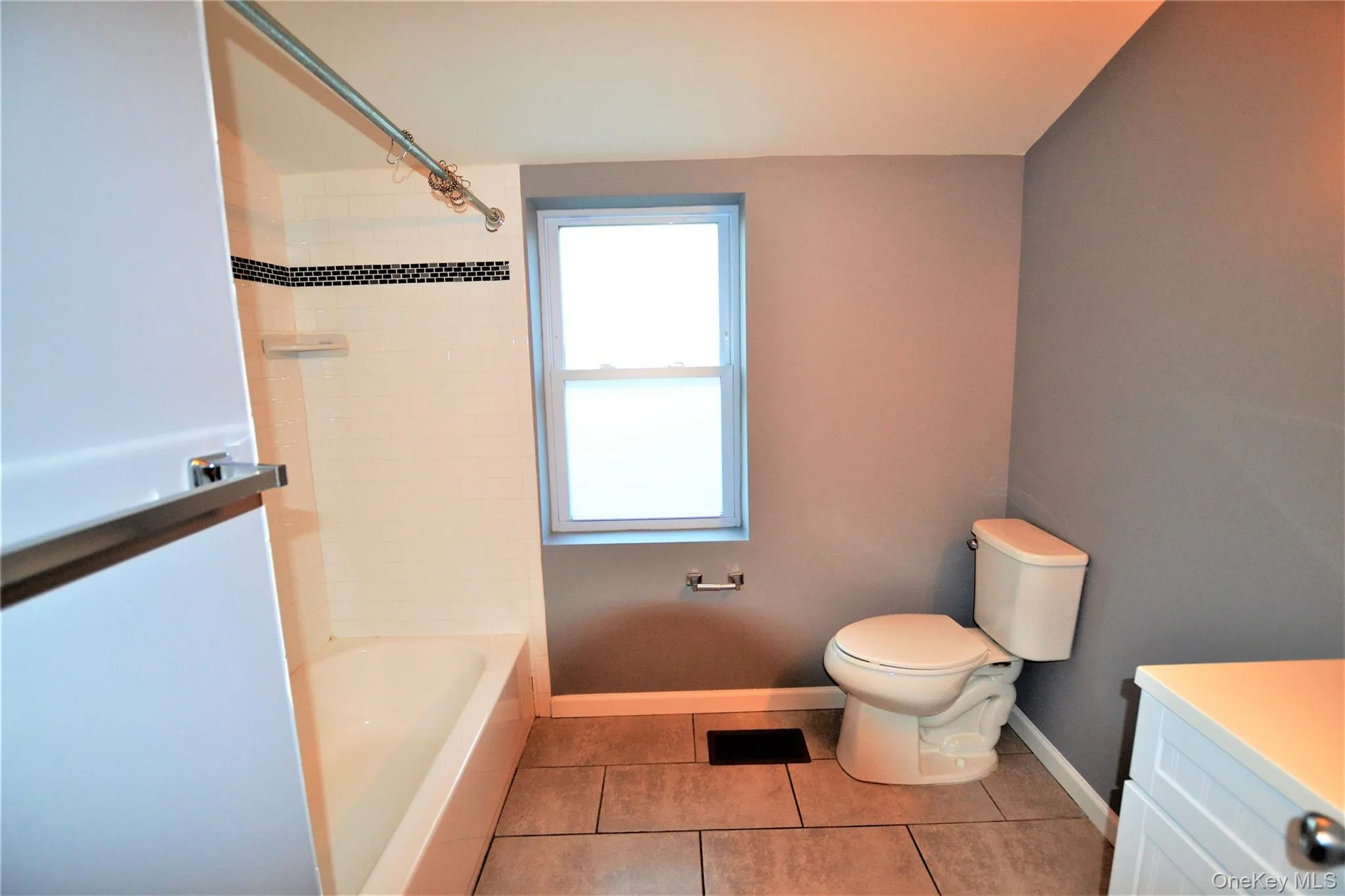80 Depot, Southampton, NY, 1 Bedroom Bedrooms, 4 Room Rooms,1 BathroomBathrooms,Residential Lease,For Rent,Depot,0,1054948 80 Depot, Southampton, NY, 1 Bedroom Bedrooms, 4 Room Rooms,1 BathroomBathrooms,Residential Lease,For Rent,Depot,0,1054948