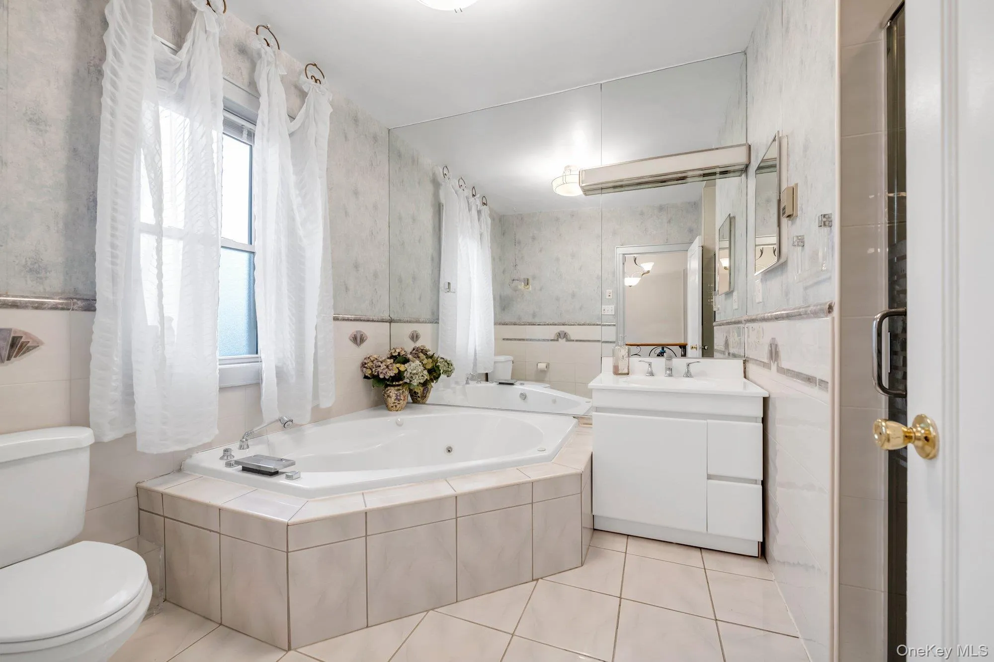 14-84 164 Street, New York, NY, 4 Bedrooms Bedrooms, 7 Rooms Rooms,2 BathroomsBathrooms,Residential,For Rent,164,0,1054957 14-84 164 Street, New York, NY, 4 Bedrooms Bedrooms, 7 Rooms Rooms,2 BathroomsBathrooms,Residential,For Rent,164,0,1054957