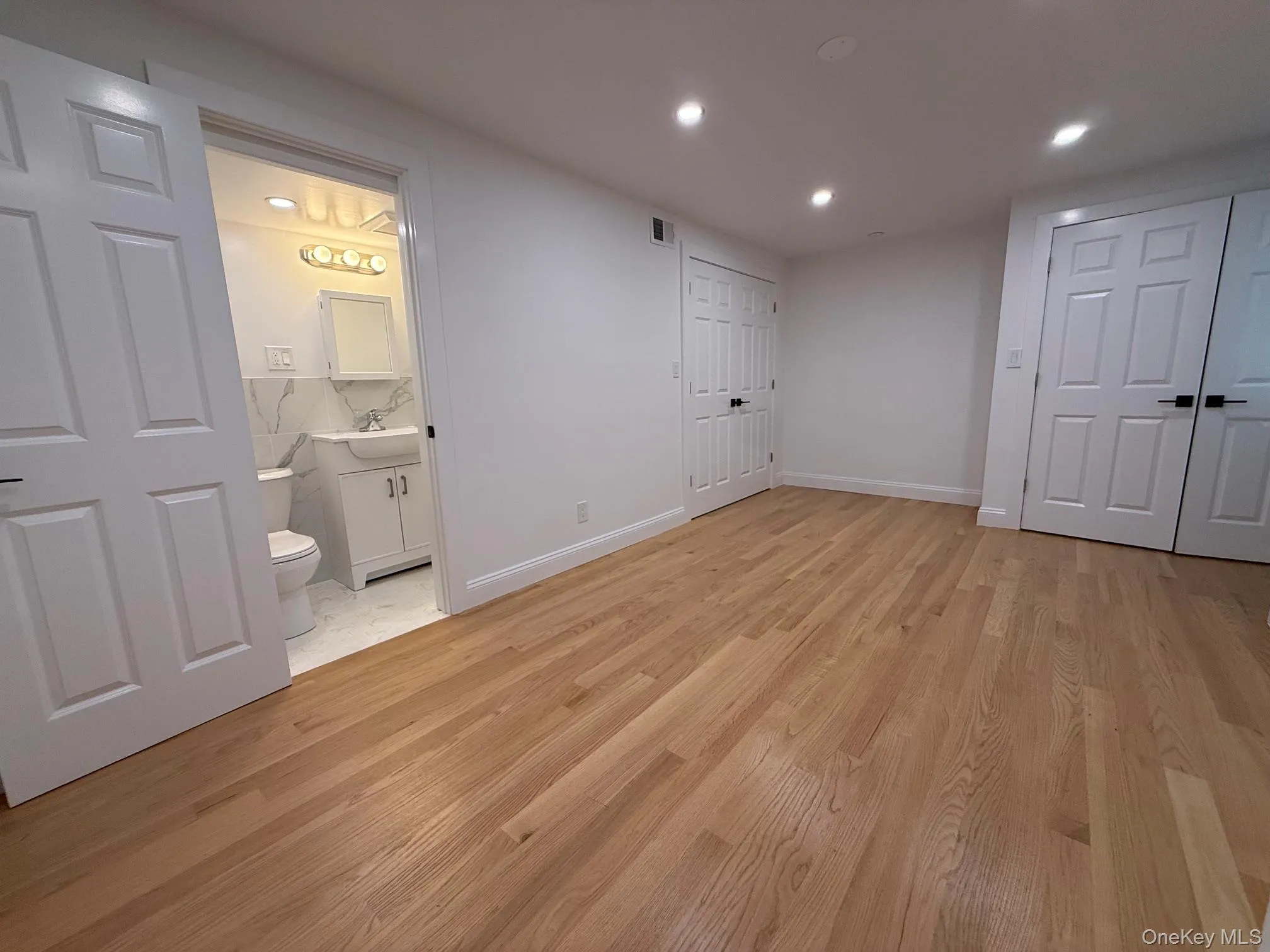 30 Elissa Lane, Yonkers, NY, 3 Bedrooms Bedrooms, 5 Rooms Rooms,2 BathroomsBathrooms,Residential Lease,For Rent,Elissa,0,1054961 30 Elissa Lane, Yonkers, NY, 3 Bedrooms Bedrooms, 5 Rooms Rooms,2 BathroomsBathrooms,Residential Lease,For Rent,Elissa,0,1054961