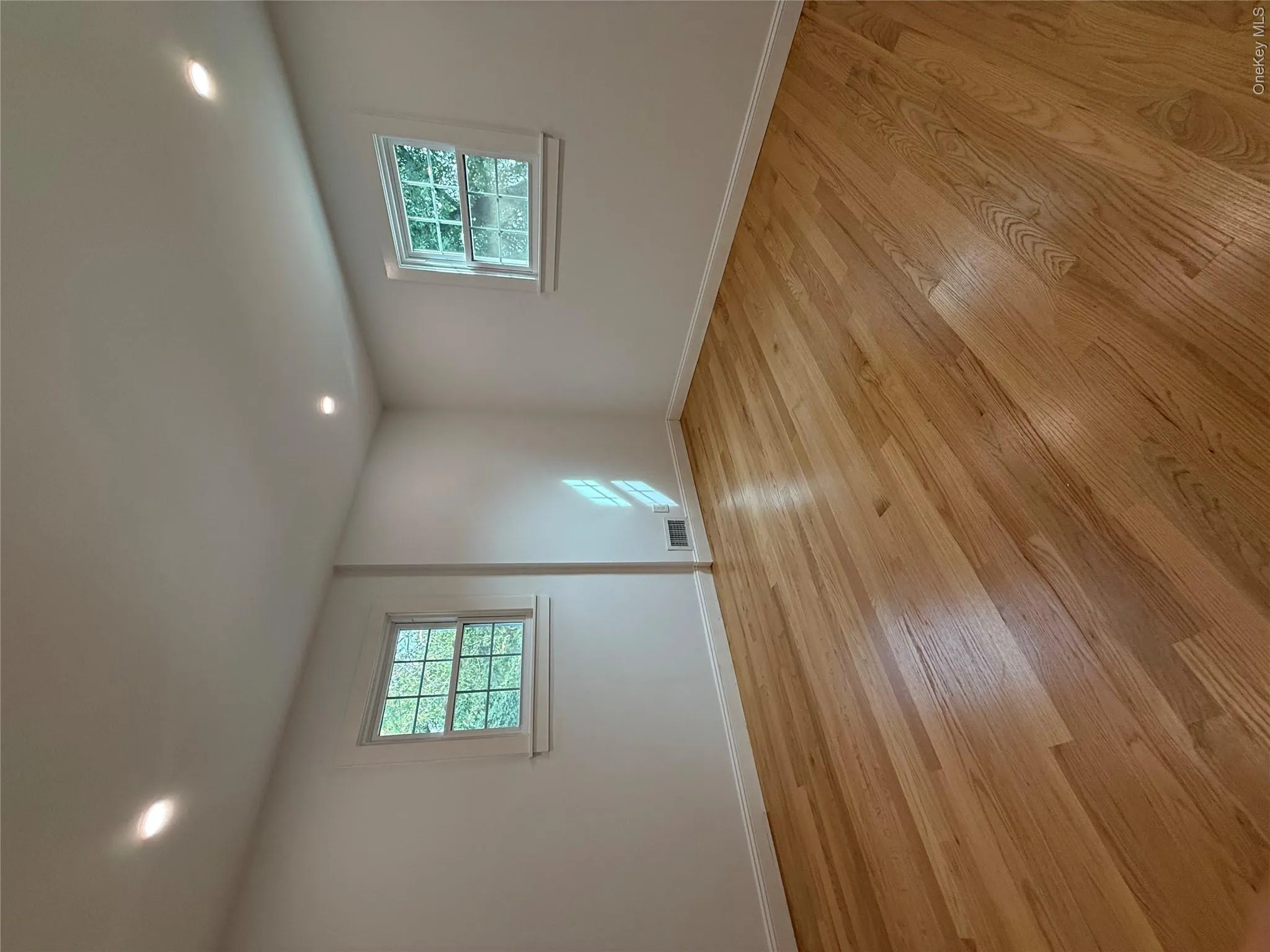 30 Elissa Lane, Yonkers, NY, 3 Bedrooms Bedrooms, 5 Rooms Rooms,2 BathroomsBathrooms,Residential Lease,For Rent,Elissa,0,1054961 30 Elissa Lane, Yonkers, NY, 3 Bedrooms Bedrooms, 5 Rooms Rooms,2 BathroomsBathrooms,Residential Lease,For Rent,Elissa,0,1054961