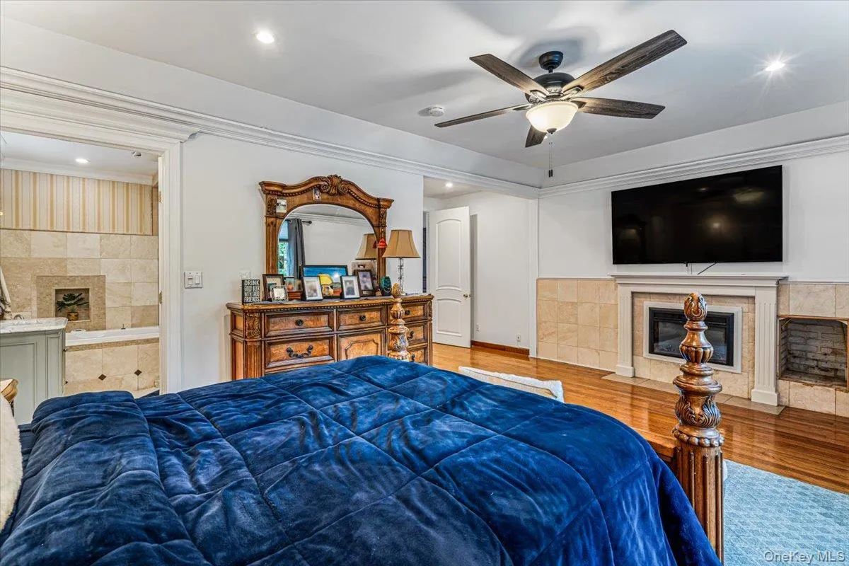 6 Carman Road, Huntington, NY, 4 Bedrooms Bedrooms, 12 Rooms Rooms,5 BathroomsBathrooms,Residential,For Rent,Carman,0,1054964 6 Carman Road, Huntington, NY, 4 Bedrooms Bedrooms, 12 Rooms Rooms,5 BathroomsBathrooms,Residential,For Rent,Carman,0,1054964