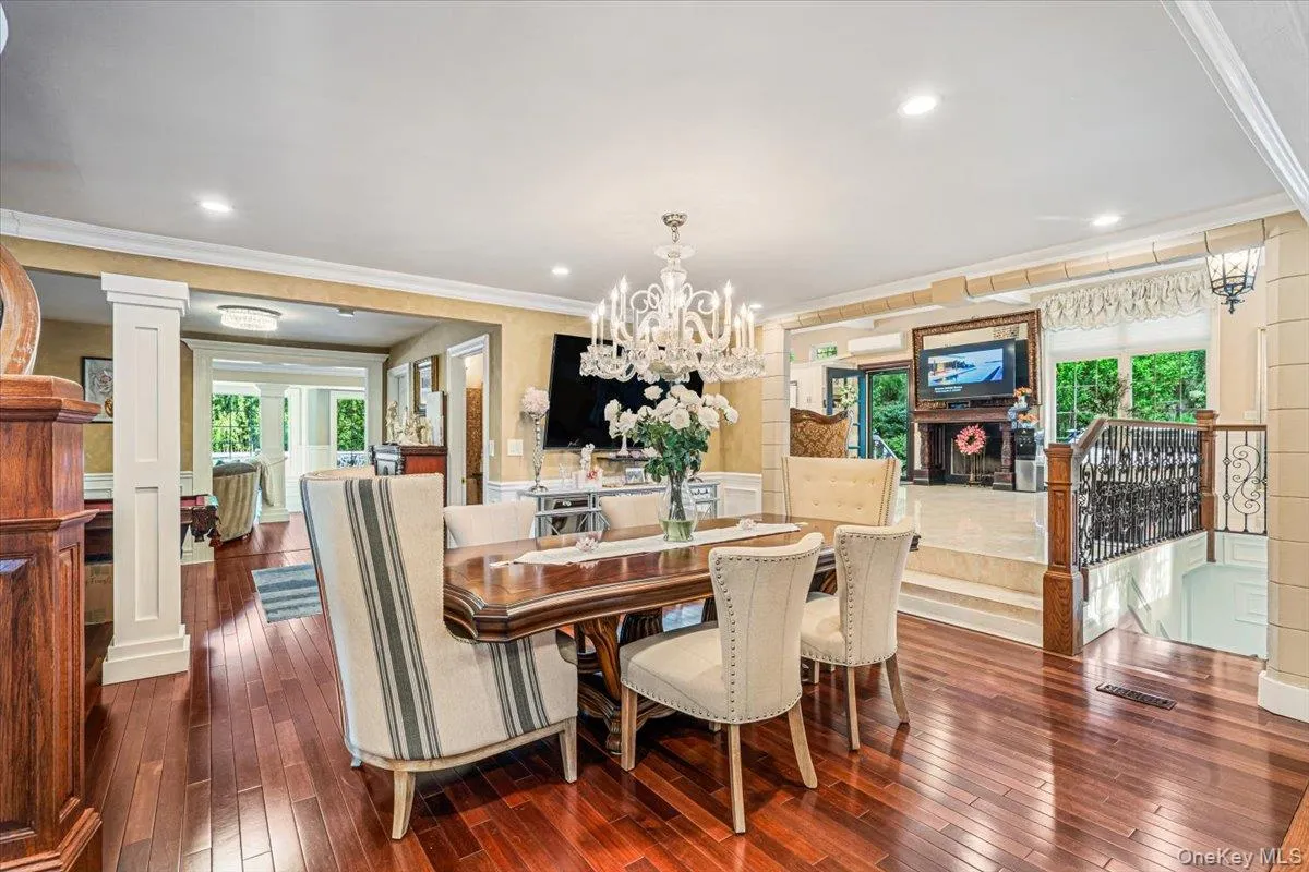 6 Carman Road, Huntington, NY, 4 Bedrooms Bedrooms, 12 Rooms Rooms,5 BathroomsBathrooms,Residential,For Rent,Carman,0,1054964 6 Carman Road, Huntington, NY, 4 Bedrooms Bedrooms, 12 Rooms Rooms,5 BathroomsBathrooms,Residential,For Rent,Carman,0,1054964