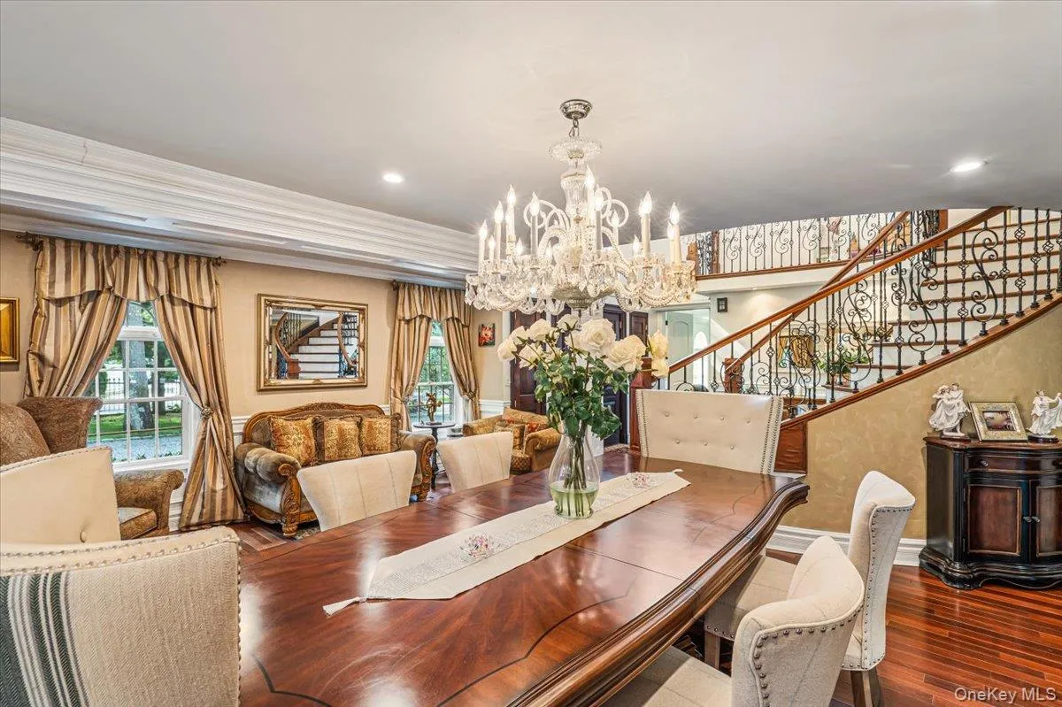 6 Carman Road, Huntington, NY, 4 Bedrooms Bedrooms, 12 Rooms Rooms,5 BathroomsBathrooms,Residential,For Rent,Carman,0,1054964 6 Carman Road, Huntington, NY, 4 Bedrooms Bedrooms, 12 Rooms Rooms,5 BathroomsBathrooms,Residential,For Rent,Carman,0,1054964