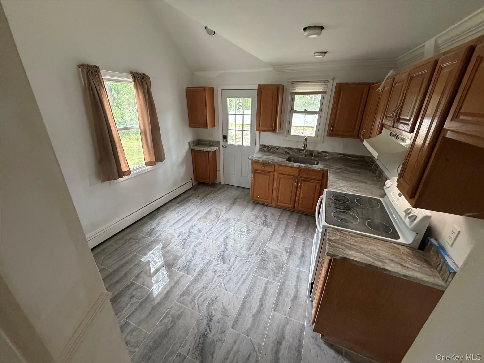 928 Connetquot Avenue, Islip, NY, 6 Bedrooms Bedrooms, 12 Rooms Rooms,2 BathroomsBathrooms,Residential,For Rent,Connetquot,0,1054965 928 Connetquot Avenue, Islip, NY, 6 Bedrooms Bedrooms, 12 Rooms Rooms,2 BathroomsBathrooms,Residential,For Rent,Connetquot,0,1054965