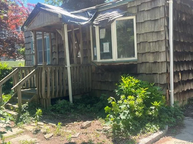 82 4th Street, Brookhaven, NY, 3 Bedrooms Bedrooms, 5 Rooms Rooms,1 BathroomBathrooms,Residential,For Rent,4th,0,1054966 82 4th Street, Brookhaven, NY, 3 Bedrooms Bedrooms, 5 Rooms Rooms,1 BathroomBathrooms,Residential,For Rent,4th,0,1054966