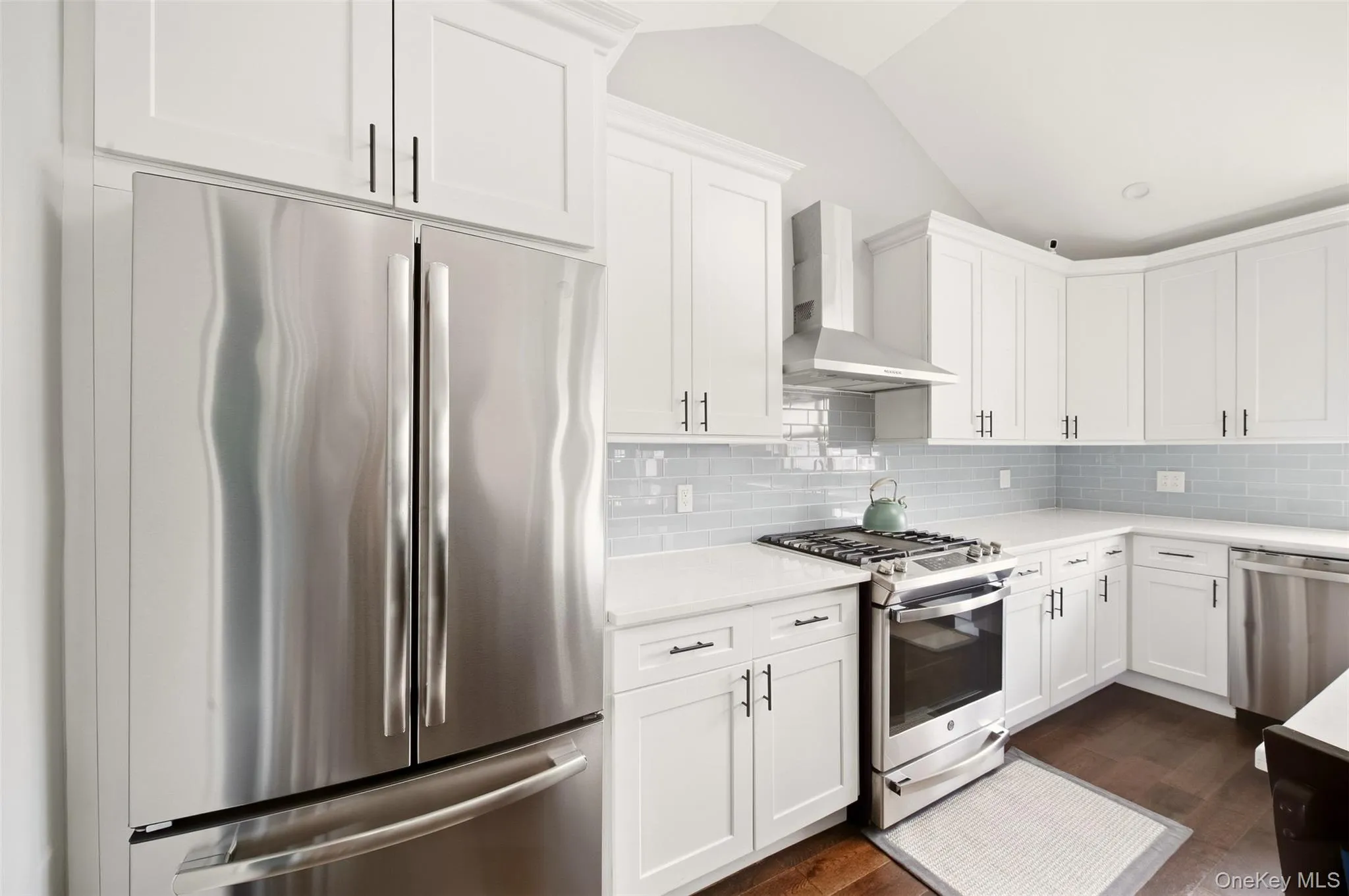 188 Strong Avenue, Babylon, NY, 3 Bedrooms Bedrooms, 8 Rooms Rooms,2 BathroomsBathrooms,Residential,For Rent,Strong,0,1054970 188 Strong Avenue, Babylon, NY, 3 Bedrooms Bedrooms, 8 Rooms Rooms,2 BathroomsBathrooms,Residential,For Rent,Strong,0,1054970