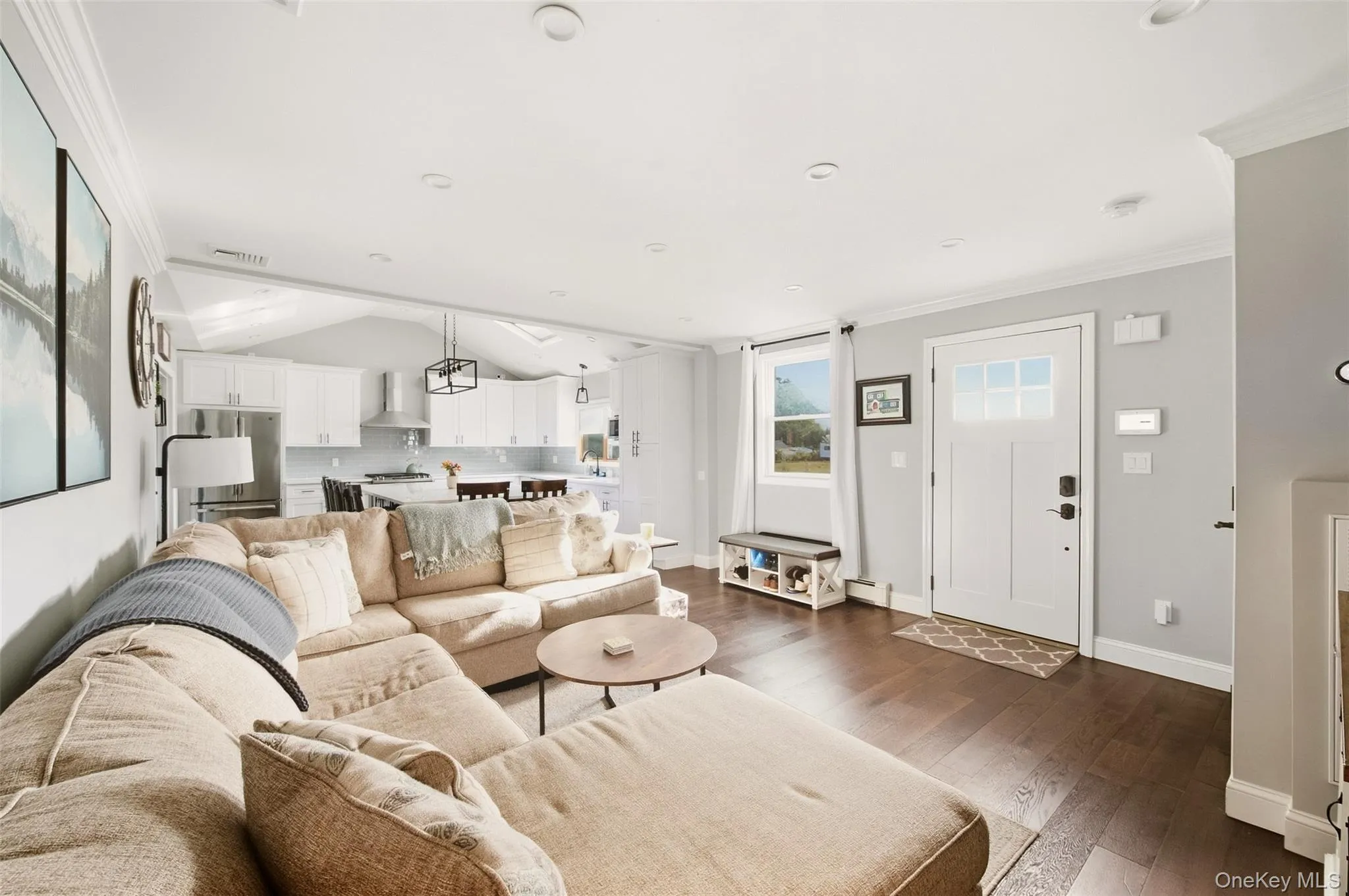 188 Strong Avenue, Babylon, NY, 3 Bedrooms Bedrooms, 8 Rooms Rooms,2 BathroomsBathrooms,Residential,For Rent,Strong,0,1054970 188 Strong Avenue, Babylon, NY, 3 Bedrooms Bedrooms, 8 Rooms Rooms,2 BathroomsBathrooms,Residential,For Rent,Strong,0,1054970