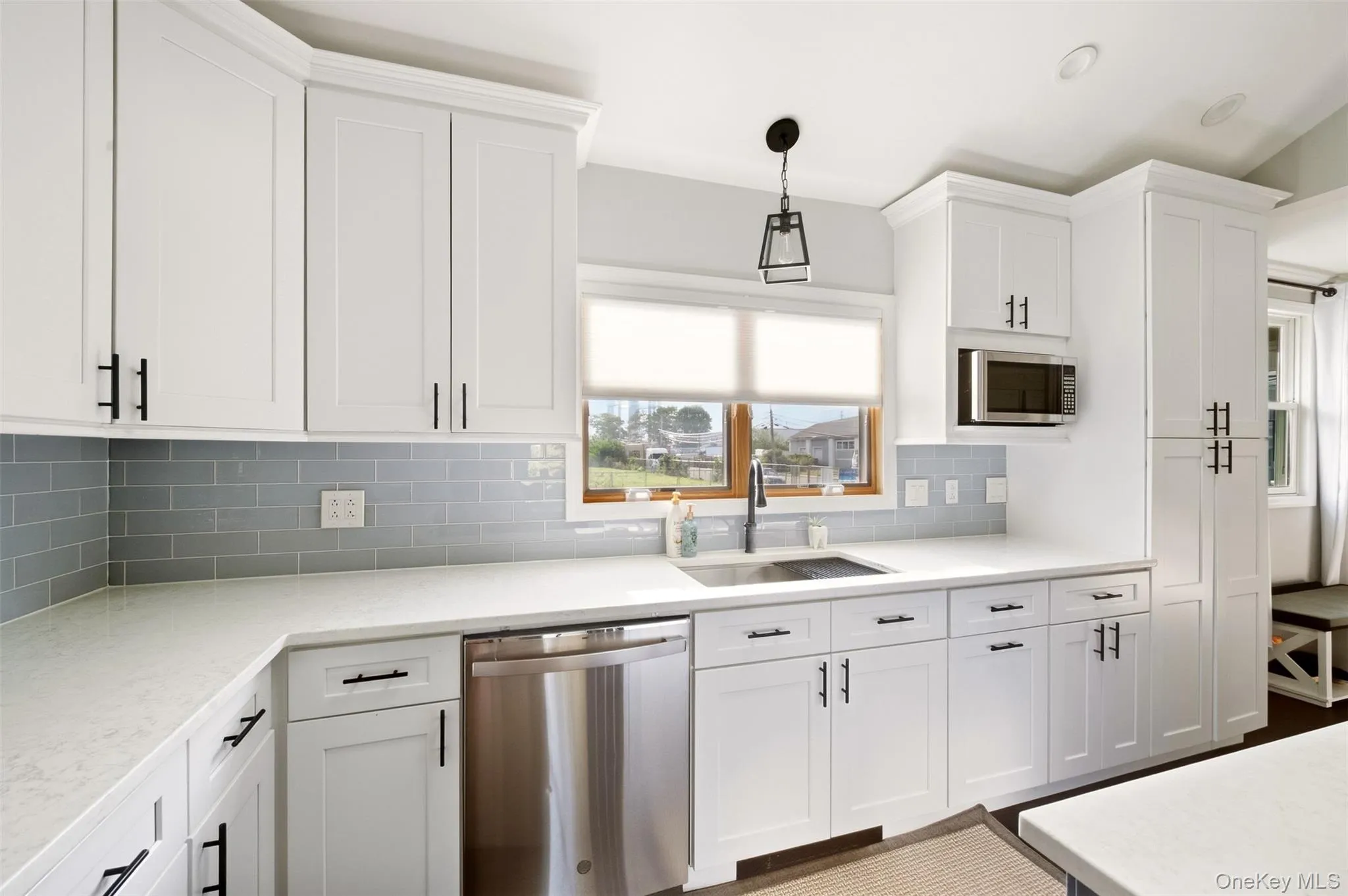 188 Strong Avenue, Babylon, NY, 3 Bedrooms Bedrooms, 8 Rooms Rooms,2 BathroomsBathrooms,Residential,For Rent,Strong,0,1054970 188 Strong Avenue, Babylon, NY, 3 Bedrooms Bedrooms, 8 Rooms Rooms,2 BathroomsBathrooms,Residential,For Rent,Strong,0,1054970
