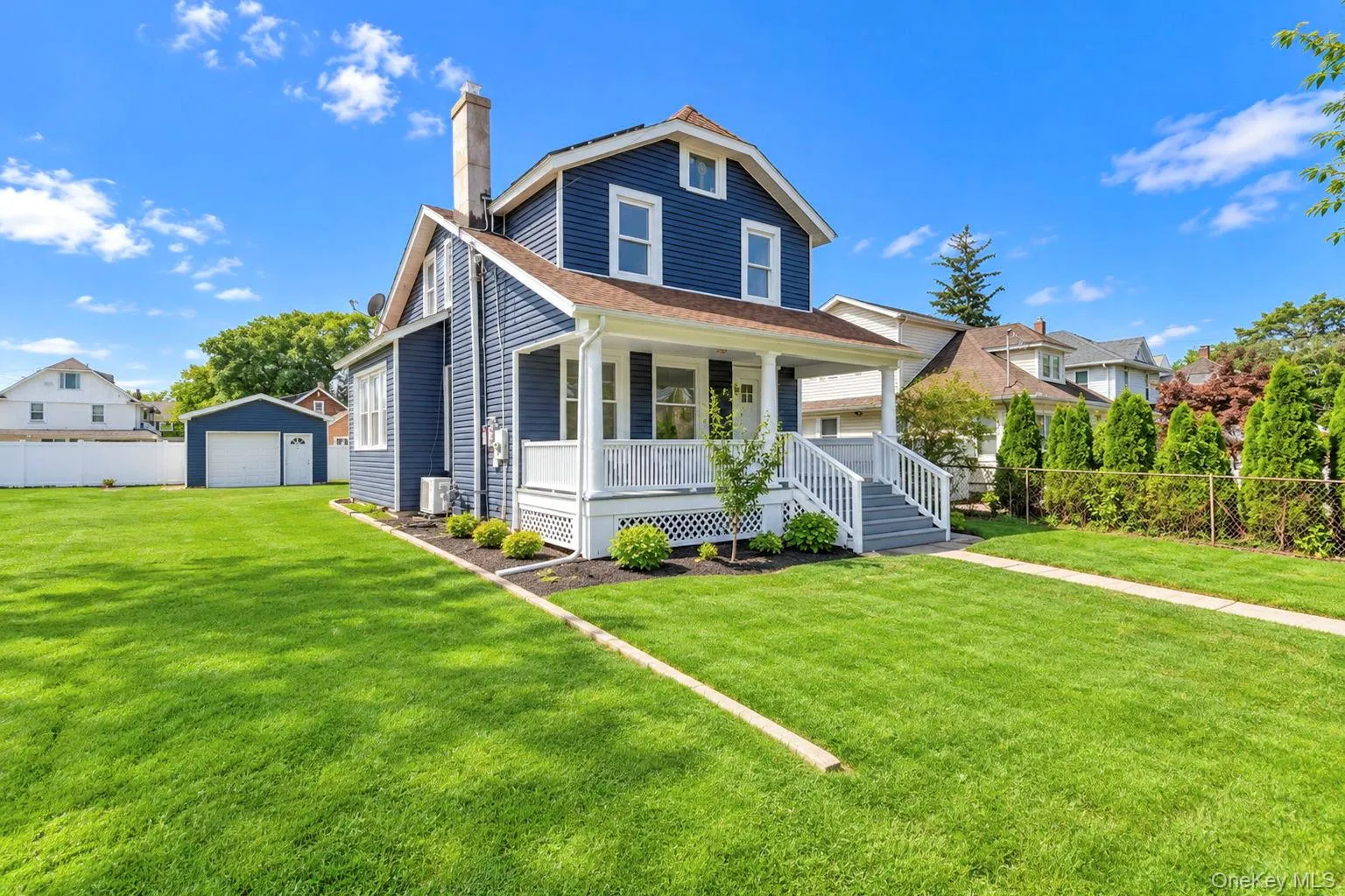 8 Burchell Boulevard, Islip, NY, 3 Bedrooms Bedrooms, 8 Rooms Rooms,2 BathroomsBathrooms,Residential,For Rent,Burchell,0,1054977 8 Burchell Boulevard, Islip, NY, 3 Bedrooms Bedrooms, 8 Rooms Rooms,2 BathroomsBathrooms,Residential,For Rent,Burchell,0,1054977